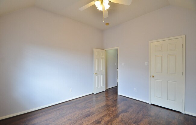Building Photo - 6747 Cleft Stone Dr
