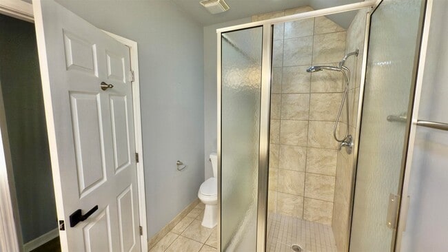 Building Photo - 12380 Fox Lair Dr