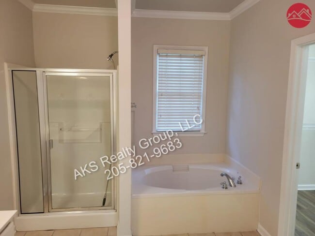Building Photo - 1214 Inverness Cove Way