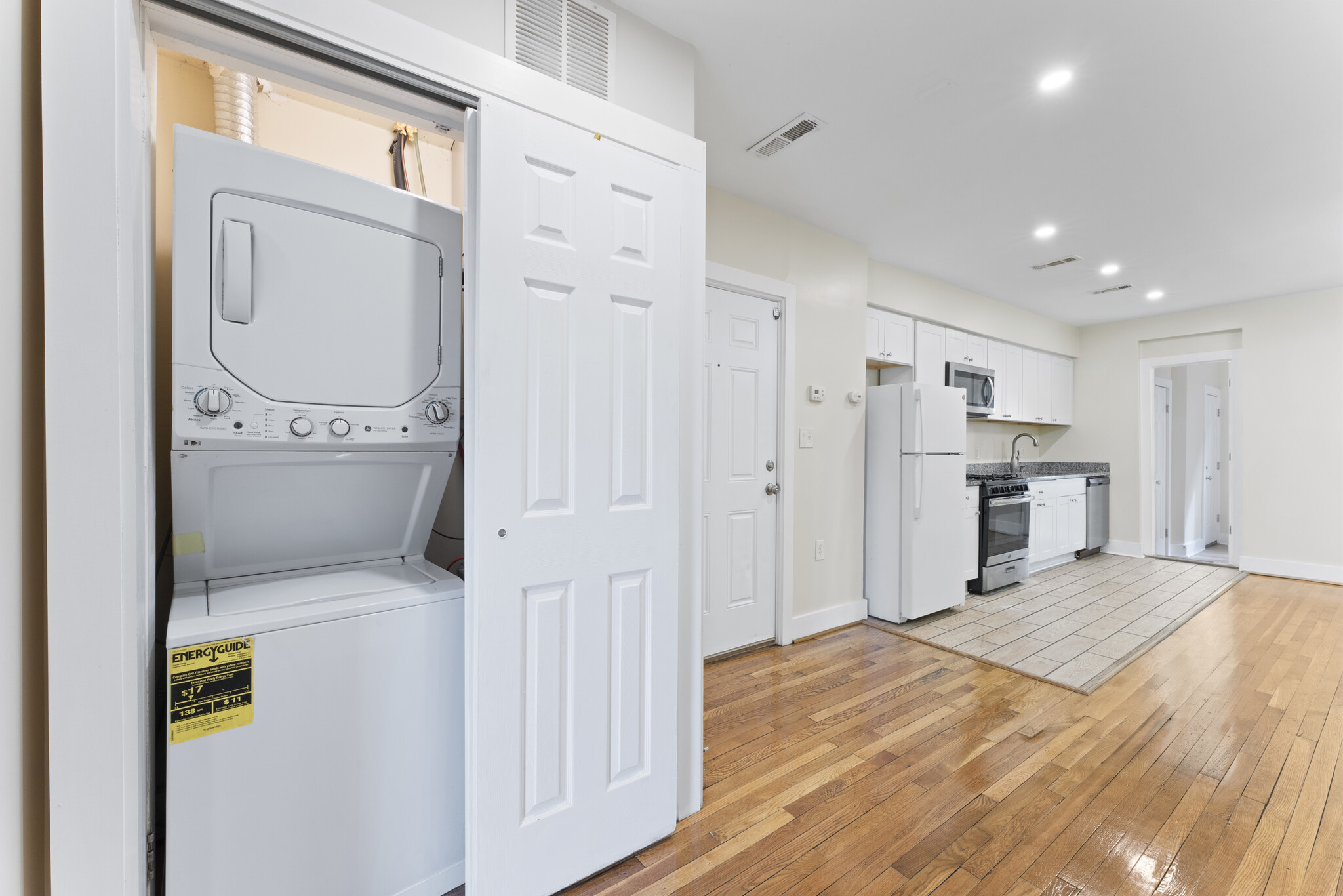 Washer/dryer - 177 36th St NE