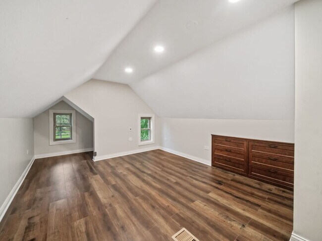 Building Photo - 1508 Potter Rd
