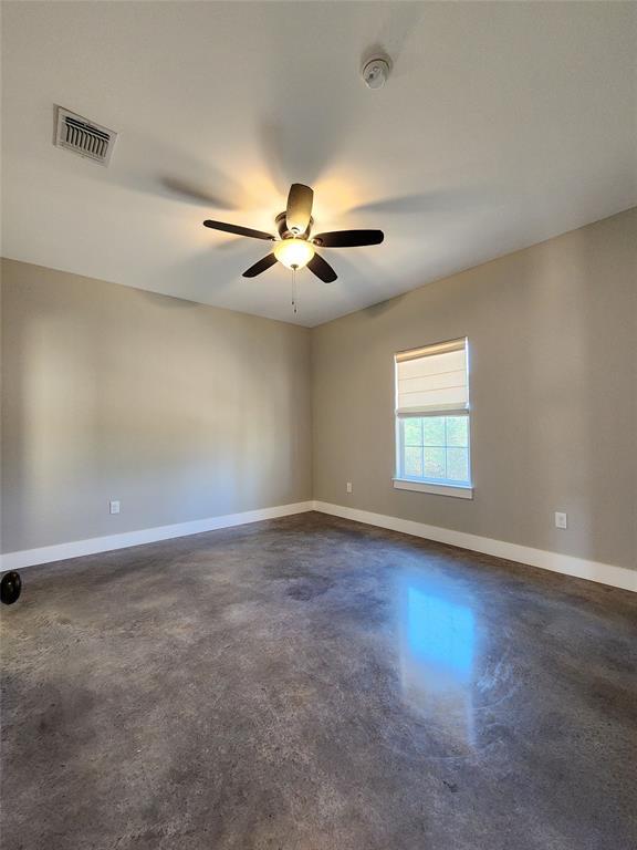 Building Photo - 137 Way Station Trail