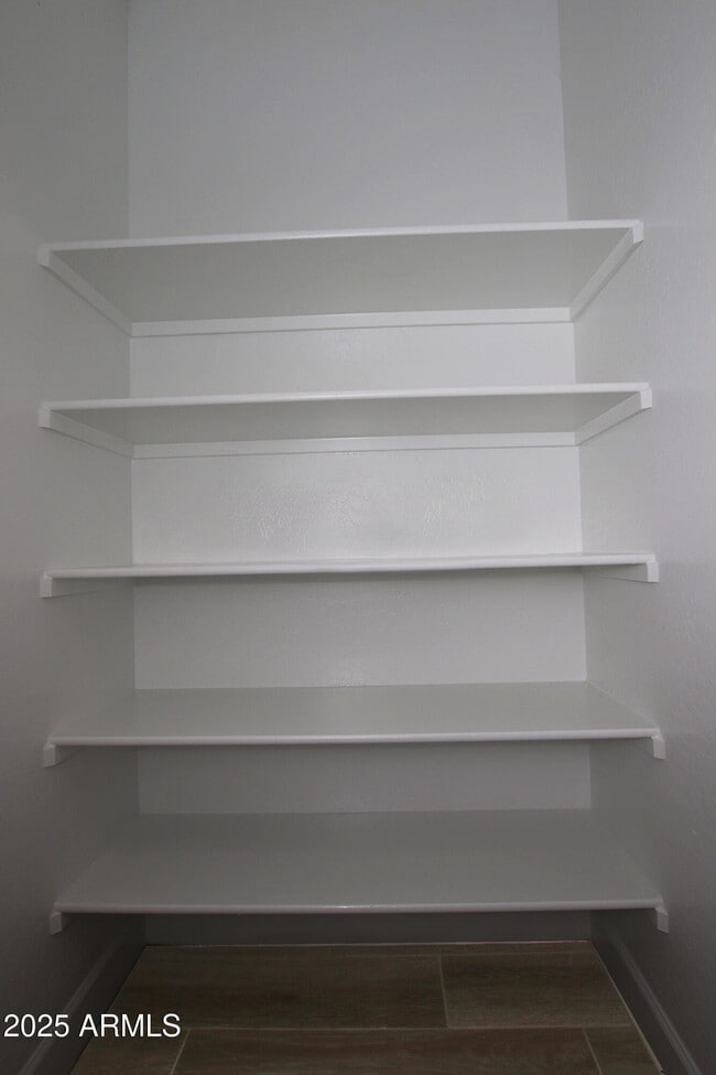 Building Photo - 16931 W Holly St