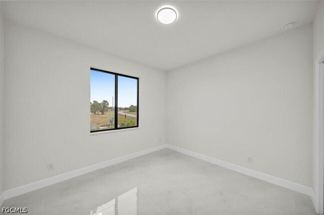 Building Photo - 16229 Cape Horn Blvd