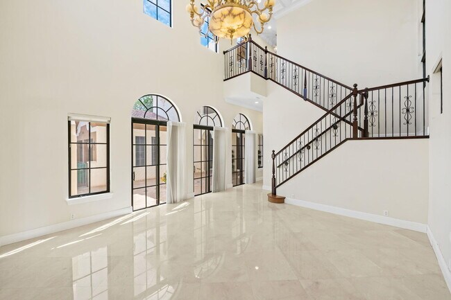 Building Photo - 7040 Long Leaf Dr