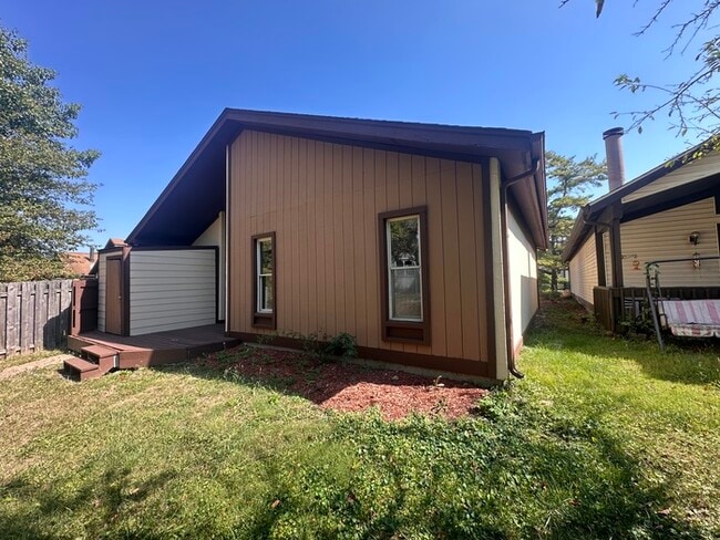 Building Photo - 4024 Zinfandel Way