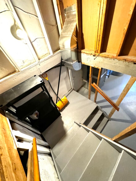 Building Photo - 2231 Orleans St