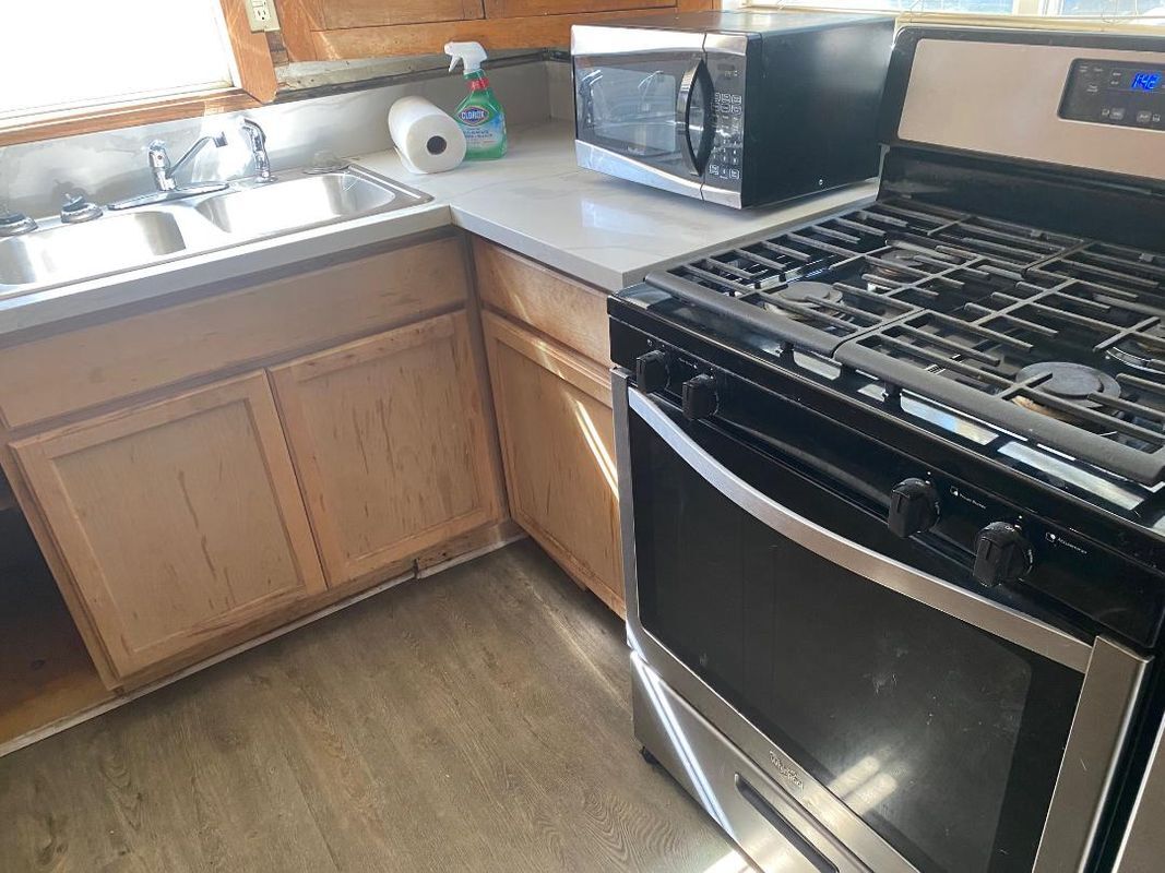 Building Photo - 22662 Seeley Dr