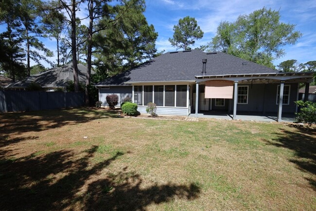 Building Photo - 4338 Kenilworth Cir