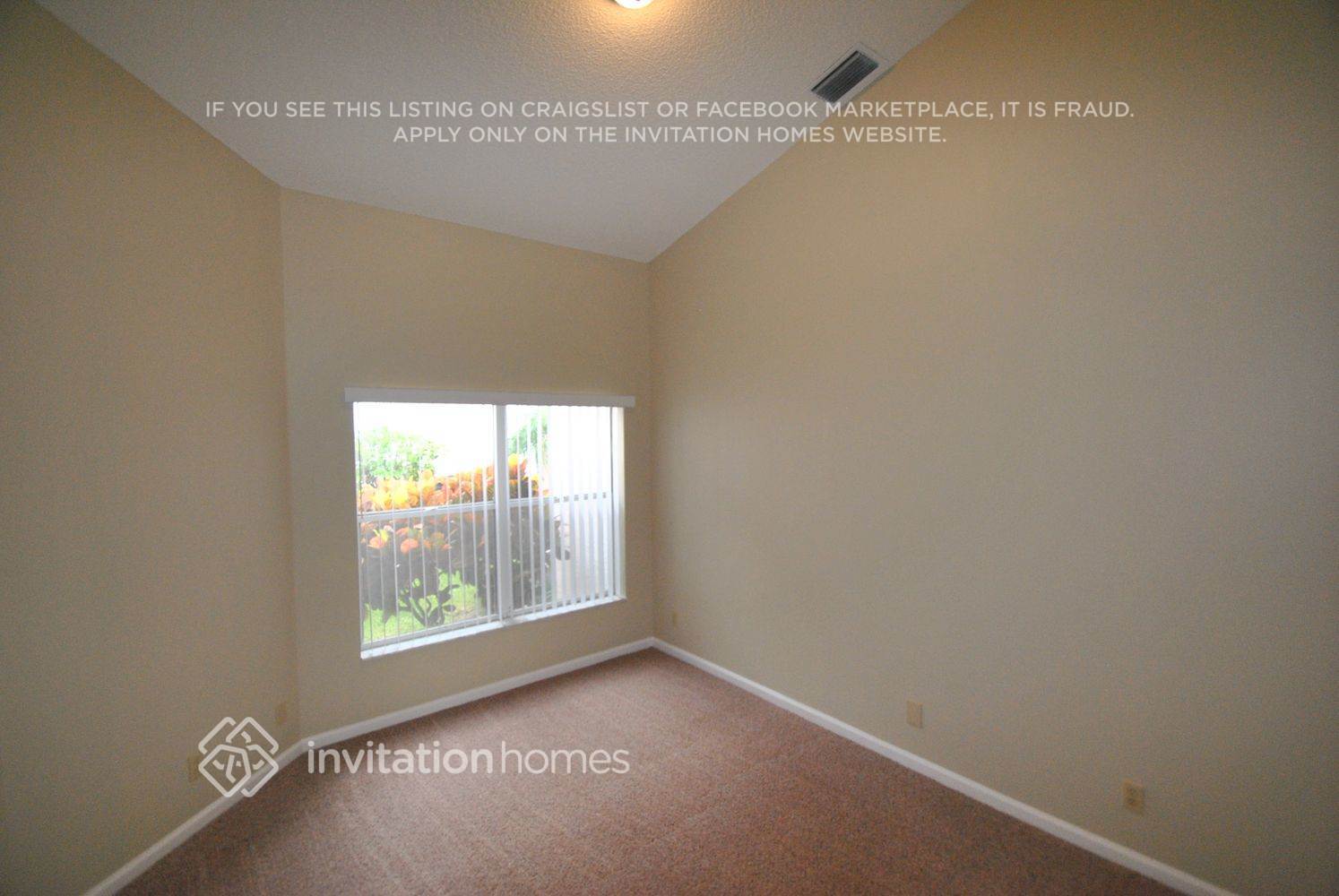 Building Photo - 670 Clearbrook Cir W
