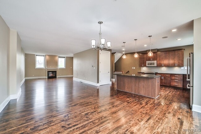 Building Photo - 41 Ojibwa Cir