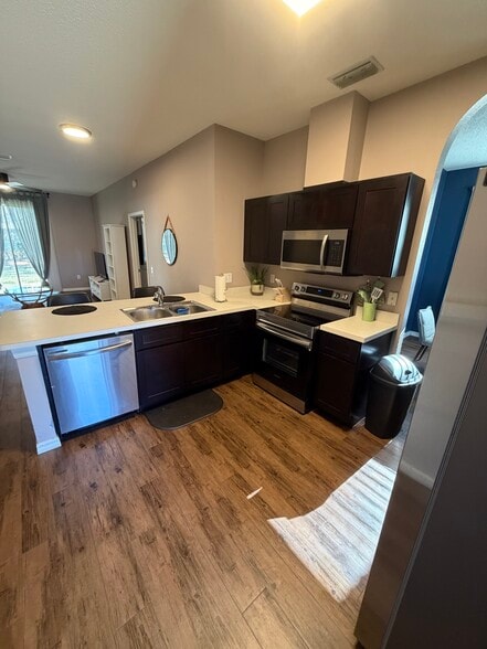 Building Photo - 4815 Pennecott Way