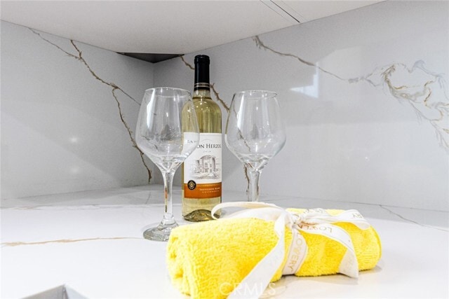 Building Photo - 4445 Auckland Ave