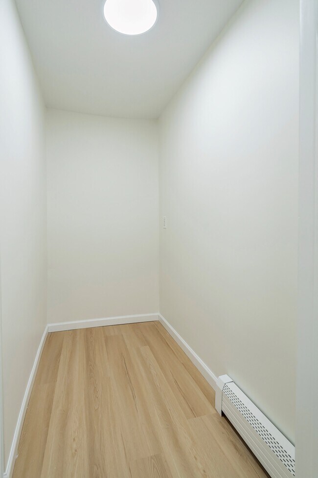 Building Photo - 39 Marley Ave