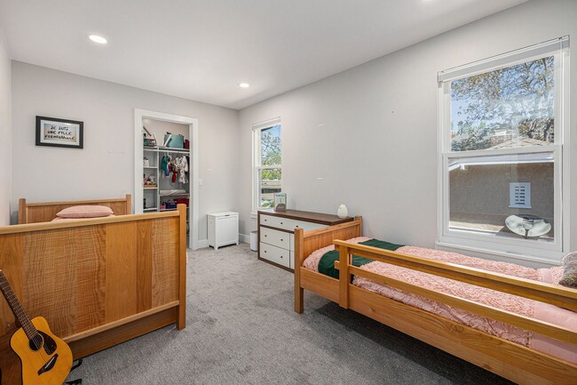 Building Photo - Stunning Historic-Style Home with Modern L...