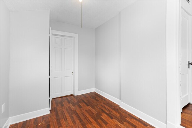 Building Photo - 707 Tabor St