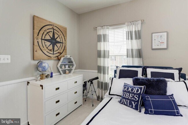 Building Photo - 7359 Matchbox Alley