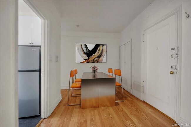 Building Photo - 35-45 81st St