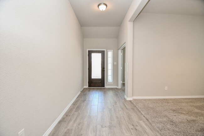 Building Photo - 18331 Pedernales Springs Dr