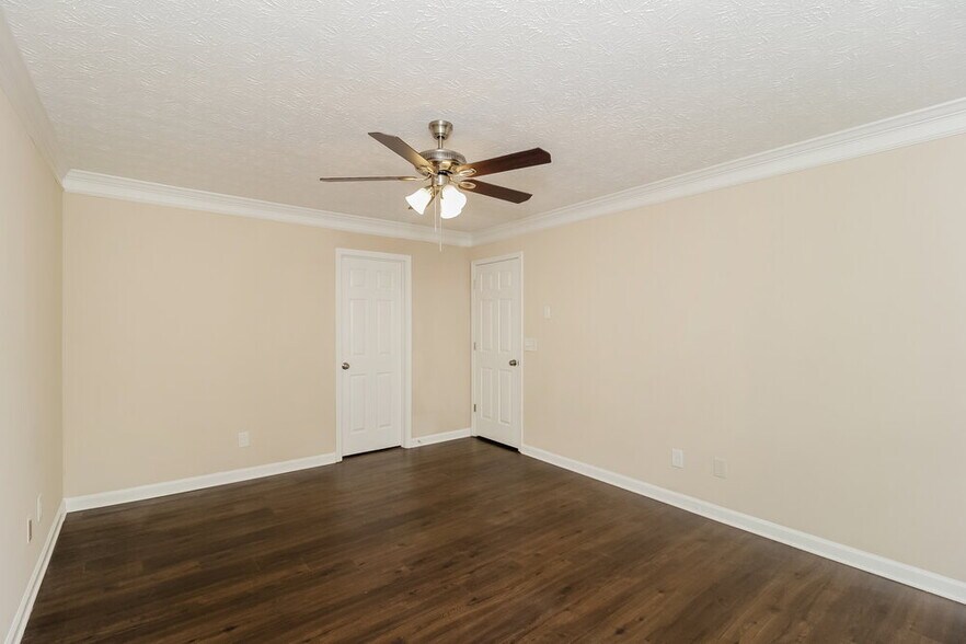 Building Photo - 12 Red Maple Way