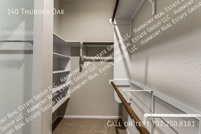 Building Photo - 140 Thunder Oak