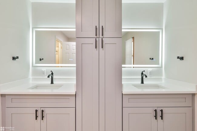 Building Photo - Charming Newly Renovated Ranch-Style Home for Rent in the Desirable East Penn School District