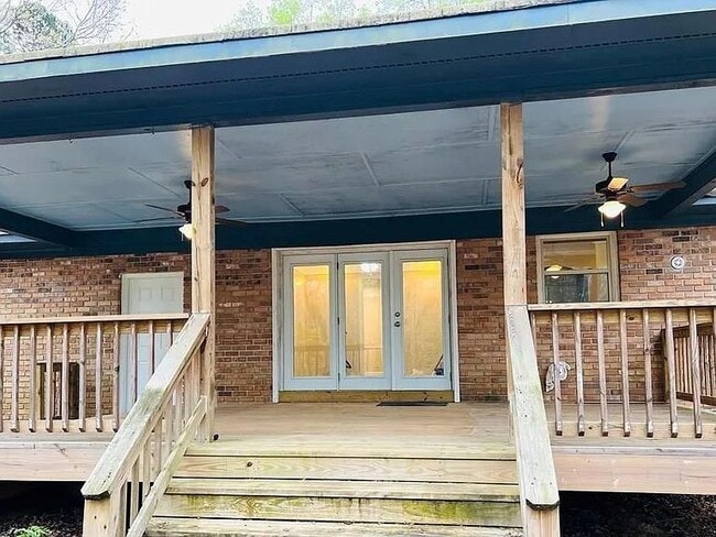 Building Photo - 33 Resty Hughes Cir