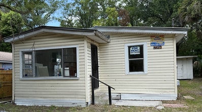 Building Photo - 1751 Broadway Ave