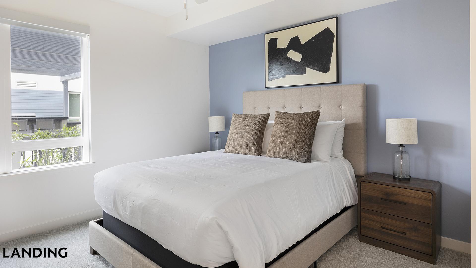 Building Photo - 707 S Farmer Ave