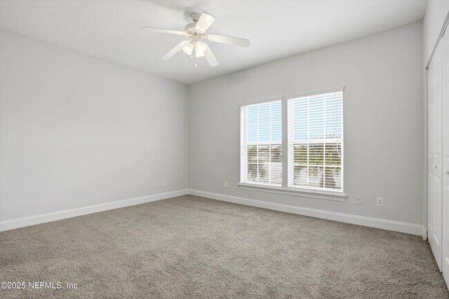 Building Photo - 1330 2nd St S