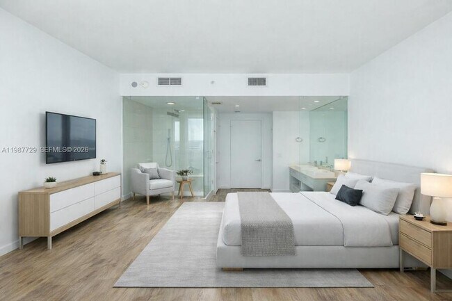 Building Photo - 650 NE 32nd St