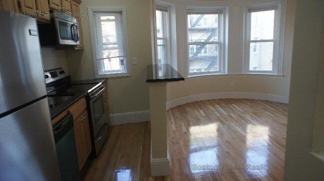 Building Photo - 1325 Commonwealth Avenue