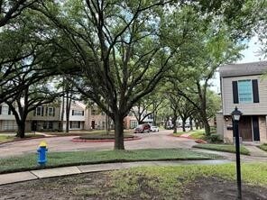 Building Photo - 12925 Trail Hollow Dr