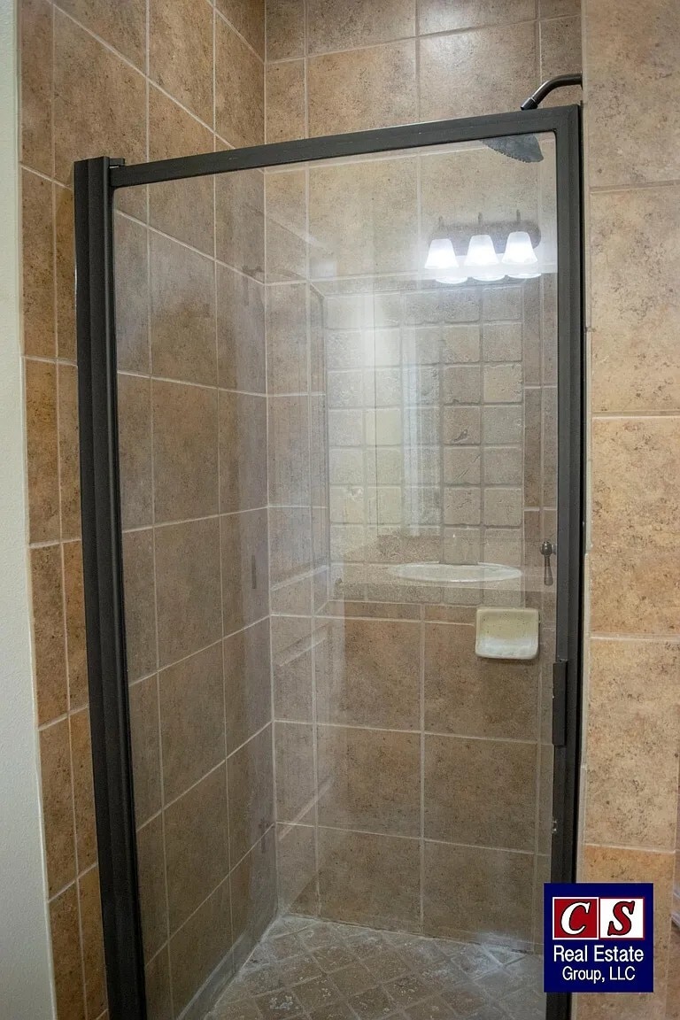 Building Photo - 388 N 3380 W