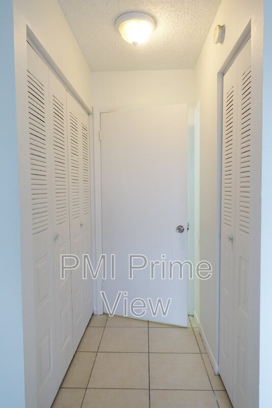 Building Photo - 15221 SW 80th St