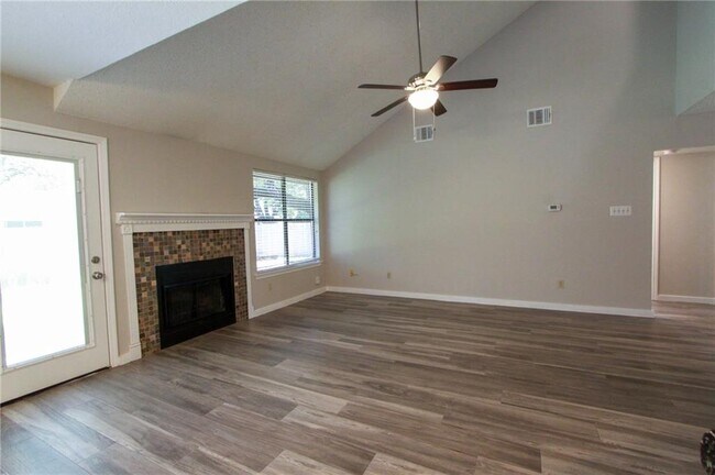Building Photo - 6905 Tesoro Trail