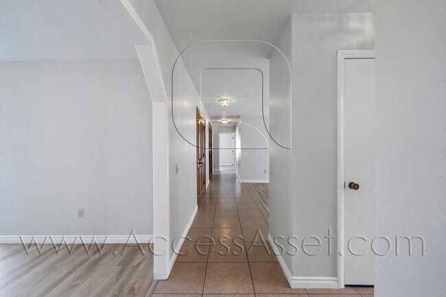 Building Photo - Hemet Rental with Attached Garage, Fireplace & Private Backyard