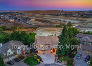 Building Photo - 1518 Southridge Ct