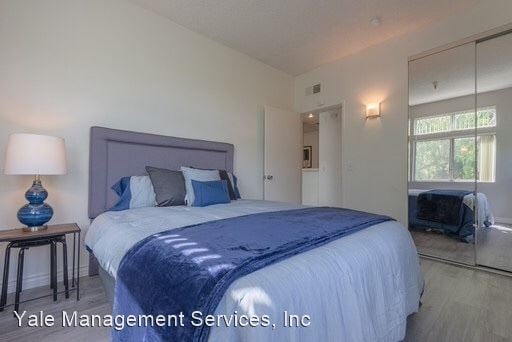 Building Photo - 11473 Riverside Dr