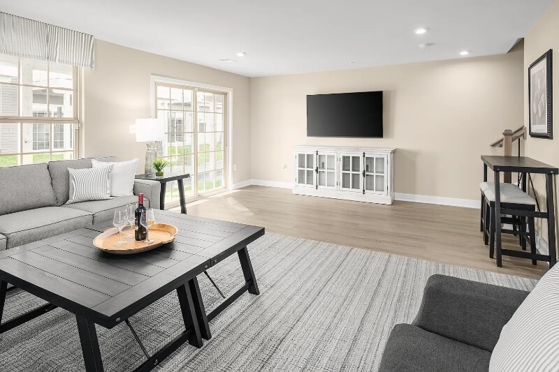 Building Photo - 50 Dolcie Ln