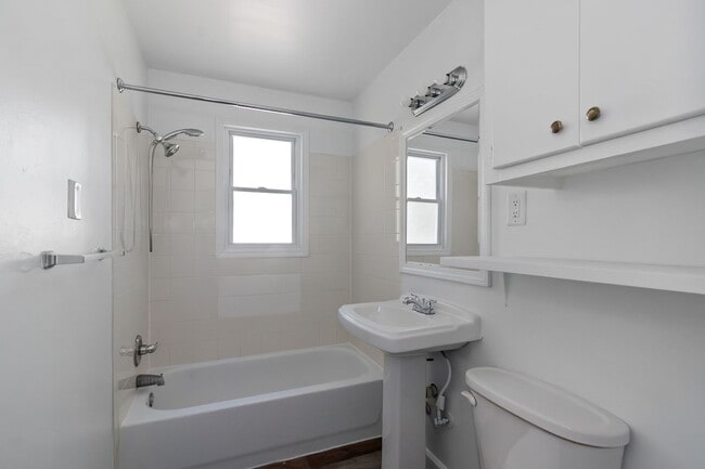 Building Photo - Don’t Miss Out! Look, Lease, and Live Spec...