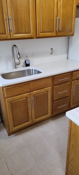 Building Photo - 282 Texas Ave