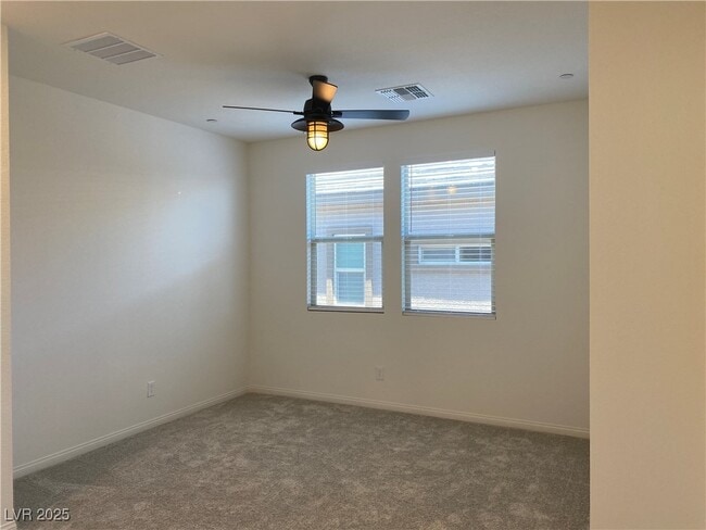 Building Photo - 1537 Bat Hawk St