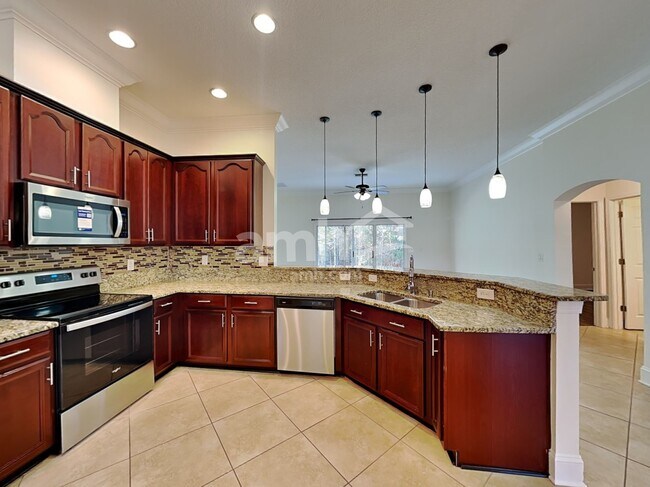 Building Photo - 2525 Stapleford Ln