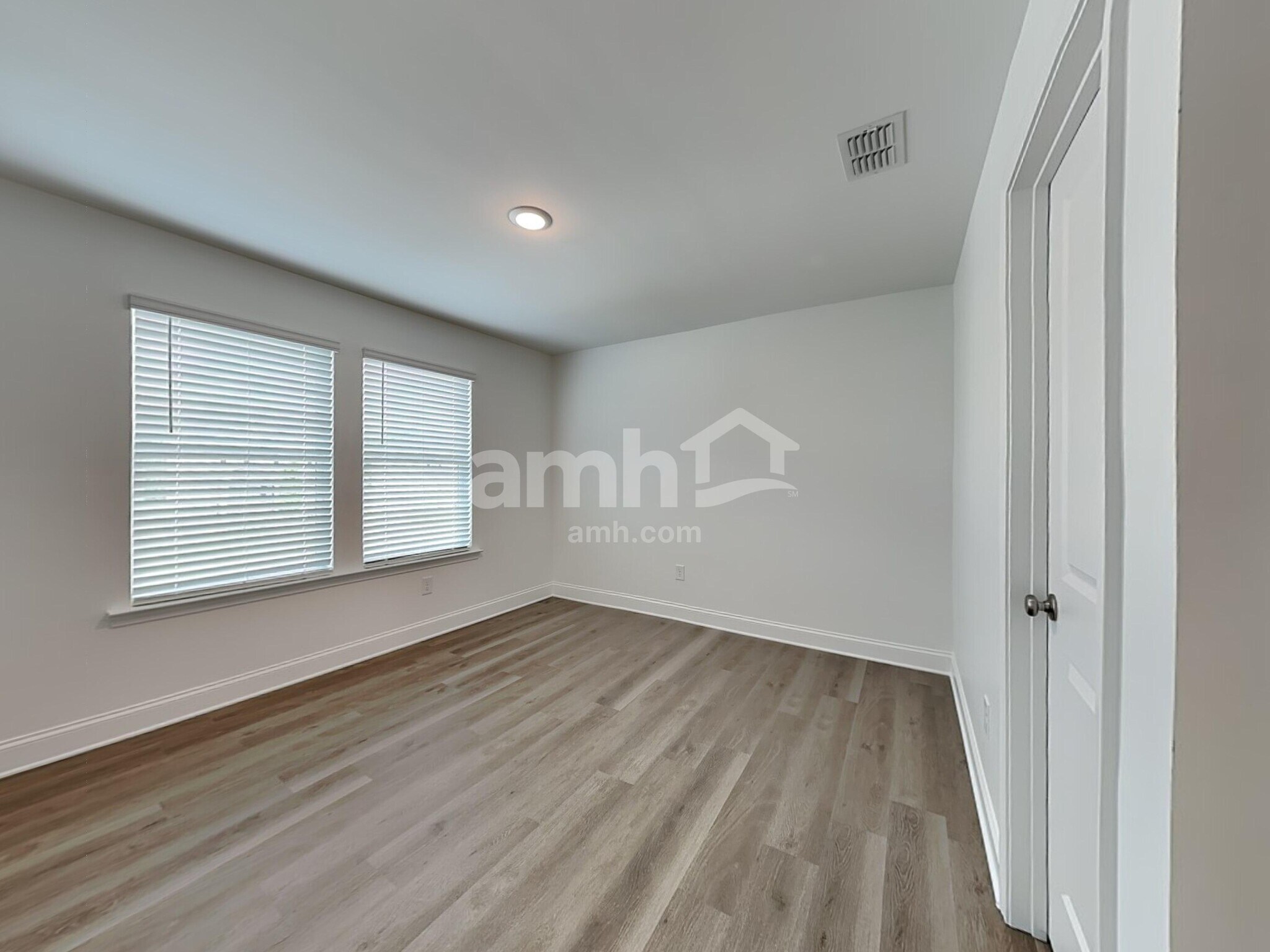 Building Photo - 1334 Soapstone Rd