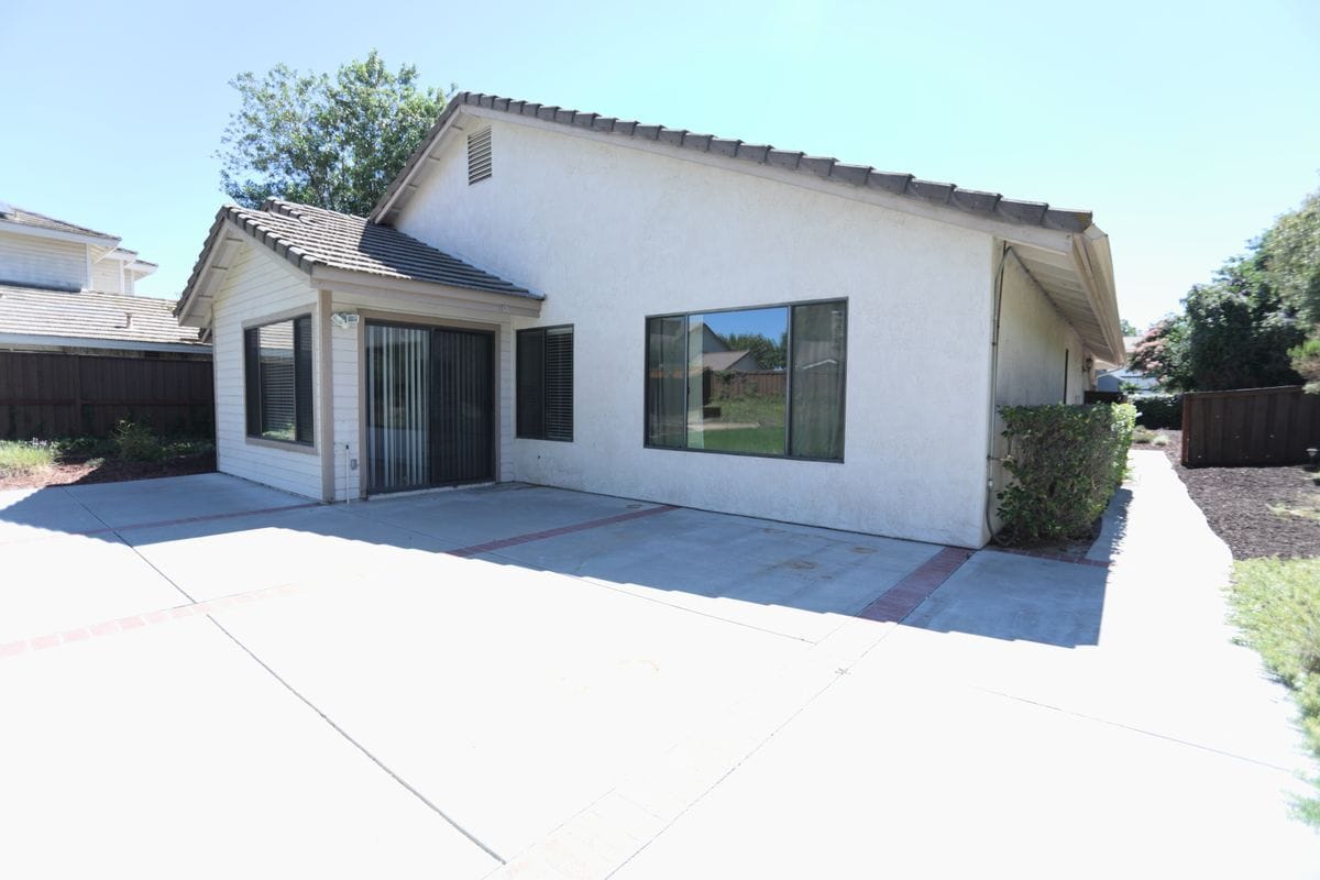 Building Photo - 30288 Mersey Ct