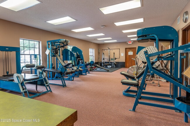 Building Photo - 9012 Scarsdale Ct