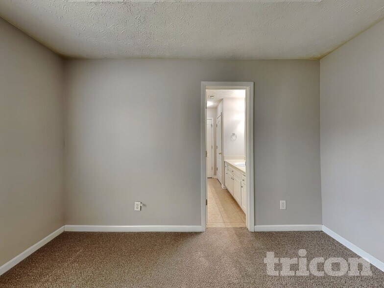 Building Photo - 233 Misty Ridge Trail