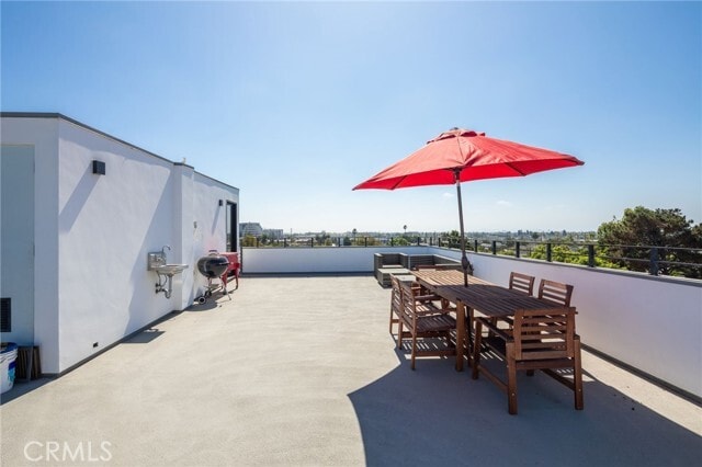 Building Photo - 1616 Amherst Ave