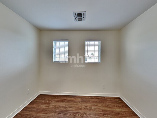Building Photo - 115 W Camino Rancho Vecino